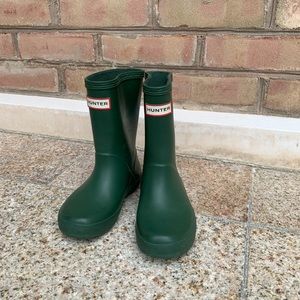Hunter Original Kids First Classic Rain Boots. 8